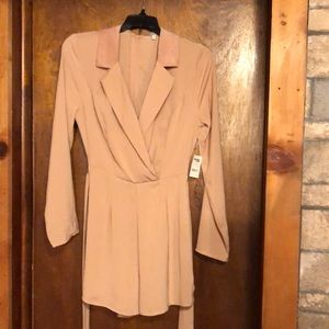 Charlotte Russe sz small blush pink shorts romper NWT